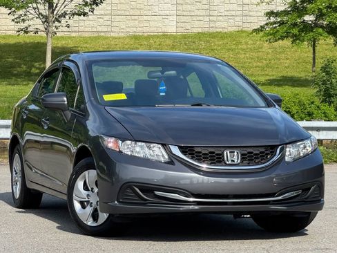 Used 2015 Honda Civic LX image 3