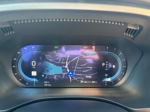 Used 2023 Volvo XC60 B5 Ultimate w/ Protection Package Premier image 34