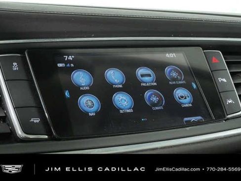 Used 2018 Buick Enclave Premium w/ Experience Buick Package FWD image 14