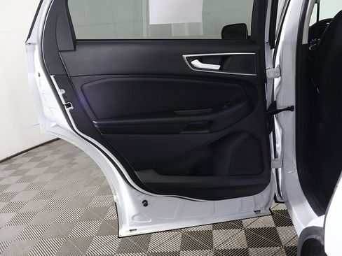 Used 2024 Ford Edge SEL w/ Convenience Package image 23