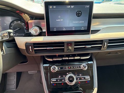 Used 2022 Lincoln Corsair FWD image 29