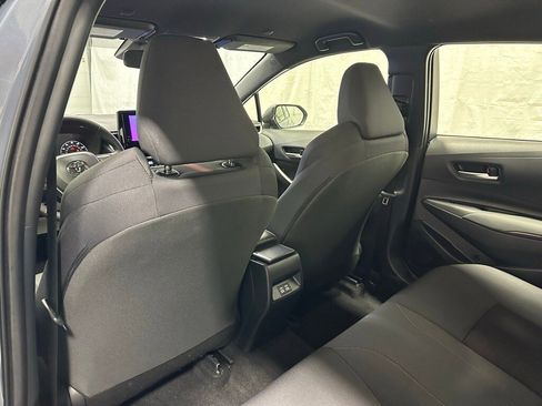 Used 2025 Toyota Corolla SE image 47