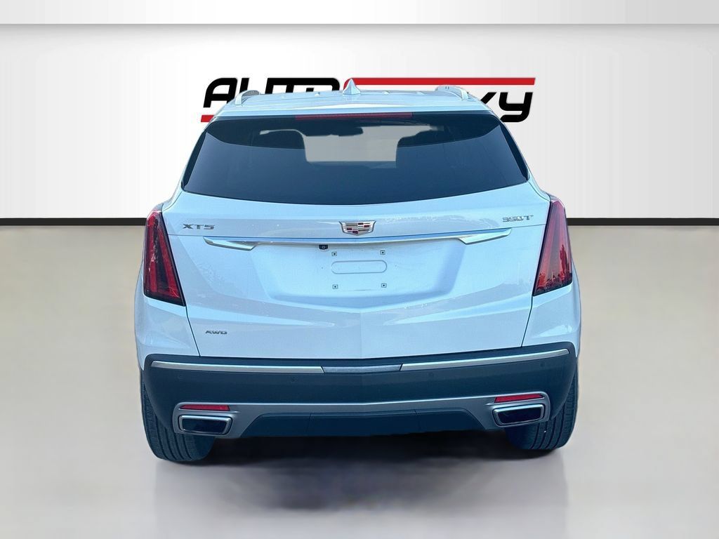 Used 2024 Cadillac XT5 Premium Luxury w/ LPO, Floor Liner Package AWD/4WD image 6