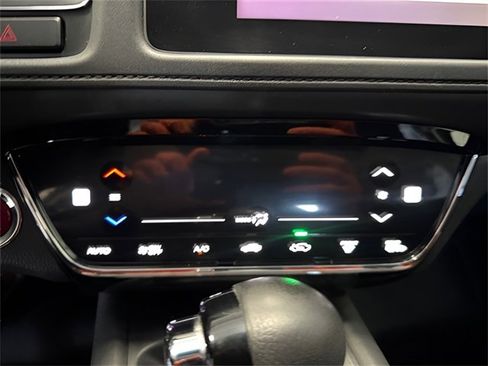 Used 2016 Honda HR-V EX image 30