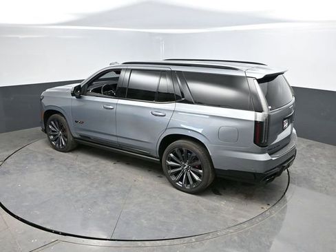 Used 2025 Cadillac Escalade V AWD/4WD image 54