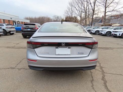 Used 2023 Honda Accord Sport image 5