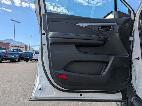 Used 2023 Honda Passport EX-L image 15