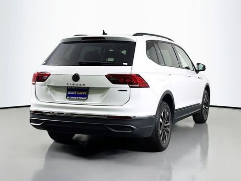 Used 2022 Volkswagen Tiguan S w/ Driver Assistance Package image 9