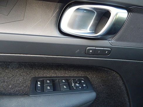 Certified 2023 Volvo XC40 Recharge Plus w/ Protection Package Premier image 17