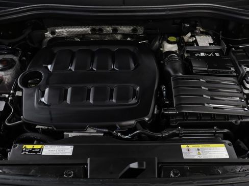 Used 2026 Volkswagen Tiguan SE R-Line AWD/4WD image 21