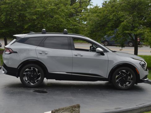 Used 2023 Kia Sportage SX FWD image 12