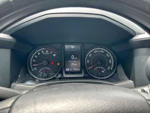 Used 2022 Toyota Tacoma SR w/ SR Convenience Package RWD image 20