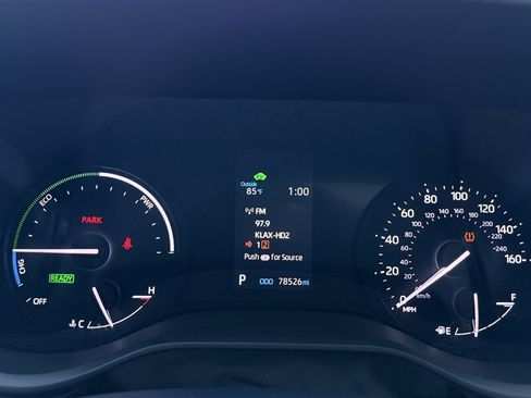 Used 2022 Toyota Sienna XLE FWD image 42