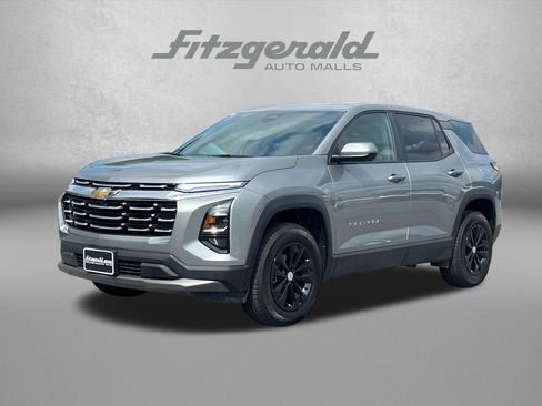 Used 2026 Chevrolet Equinox LT w/ Convenience Package II AWD/4WD image 2