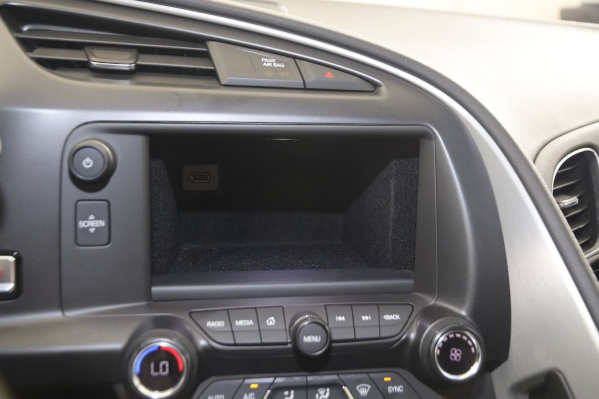 Used 2016 Chevrolet Corvette Stingray Coupe RWD image 44