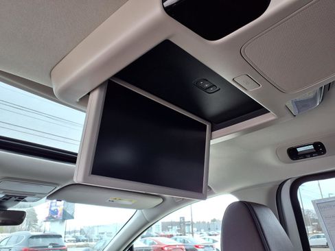 Used 2025 Honda Odyssey Elite image 8