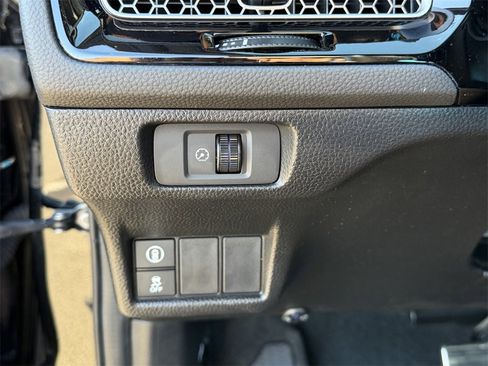 Used 2023 Honda Civic Sport image 11