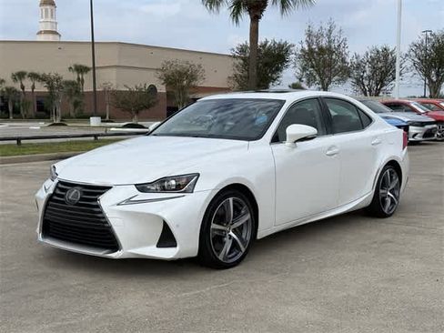 Used 2018 Lexus IS 300 image 1