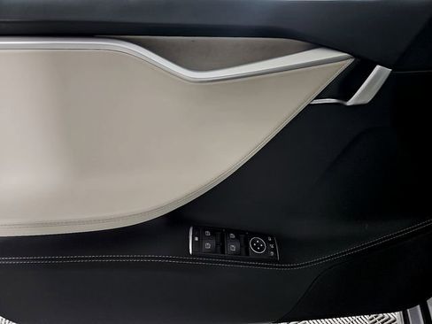 Used 2017 Tesla Model S P100D image 13