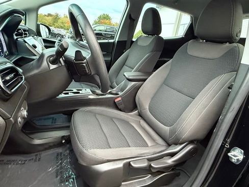 Used 2023 Chevrolet Bolt LT image 13