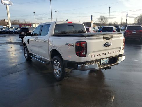 Used 2024 Ford Ranger Lariat w/ Trailer Tow Package image 3