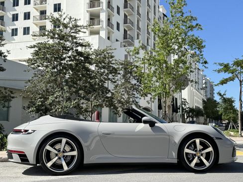 Used 2021 Porsche 911 Carrera RWD image 7