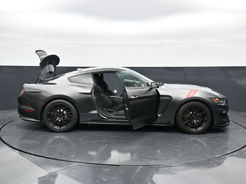 Used 2017 Ford Mustang Shelby GT350 w/ Electronics Package RWD image 44