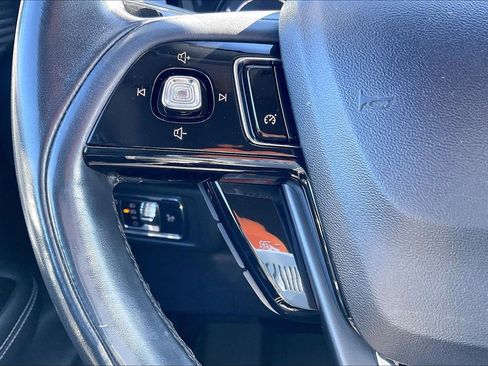 Used 2021 Lincoln Corsair FWD image 20