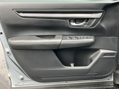 Used 2023 Honda CR-V Sport image 14