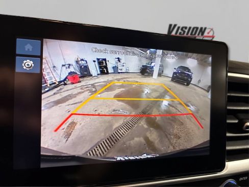 Certified 2026 Hyundai Venue SEL FWD image 32