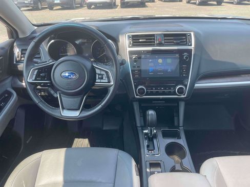 Used 2019 Subaru Outback 2.5i Limited AWD/4WD image 12