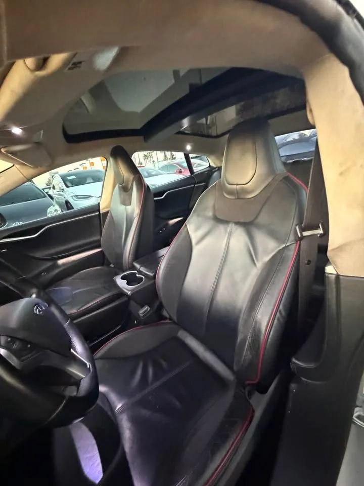 Used 2013 Tesla Model S Performance RWD image 10