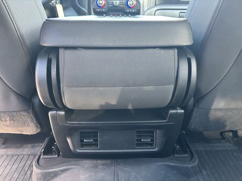 Used 2023 Chevrolet Silverado 2500 LT AWD/4WD image 26