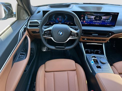 Used 2025 BMW i4 eDrive40 w/ M Sport Package image 23