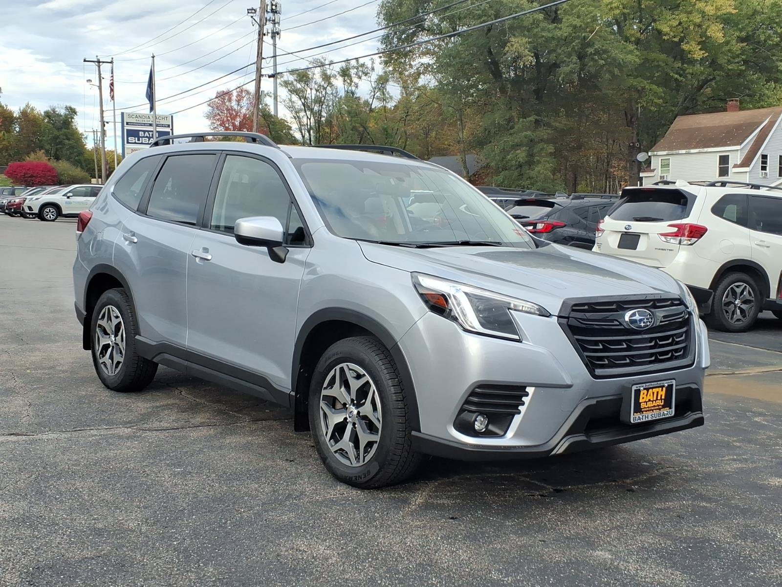 Certified 2024 Subaru Forester Premium AWD/4WD image 3