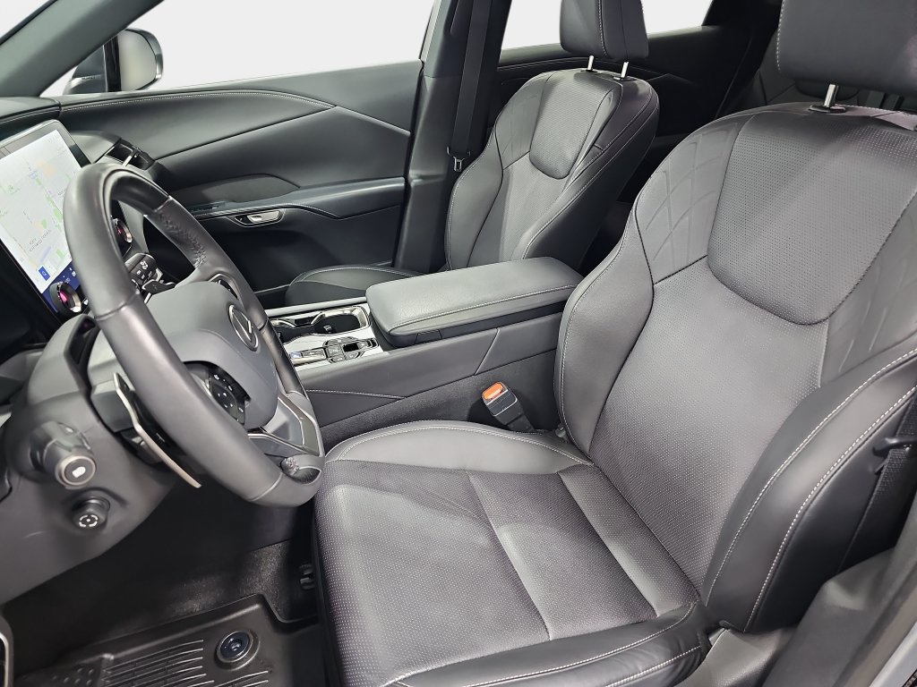 Used 2024 Lexus RX 350 w/ Convenience Package AWD/4WD image 17