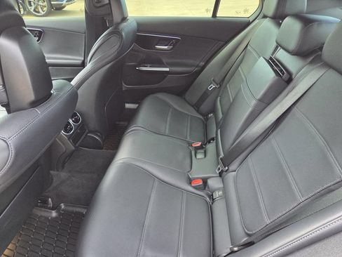Used 2023 Mercedes-Benz C 300 Sedan image 28