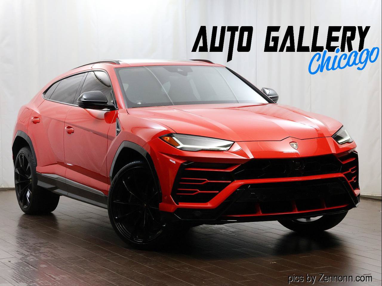 Used 2020 Lamborghini Urus AWD/4WD image 1