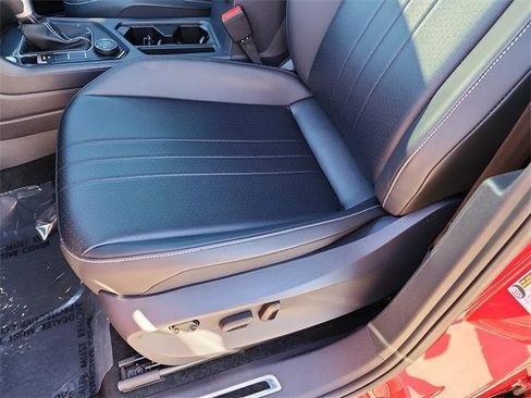 Certified 2024 Volkswagen Tiguan SE R-Line image 14