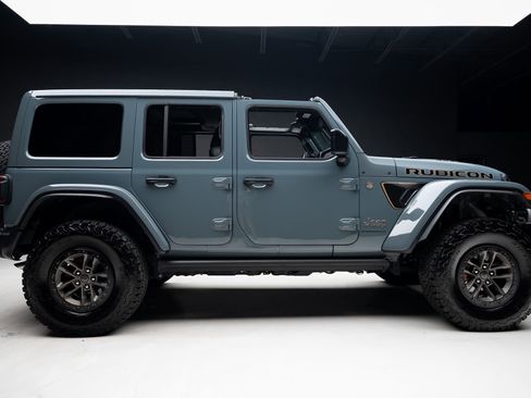 Used 2024 Jeep Wrangler Unlimited Rubicon 392 image 41