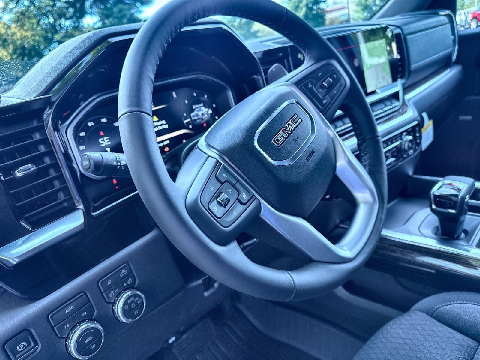 New 2026 GMC Sierra 1500 Elevation w/ Preferred Package AWD/4WD image 13