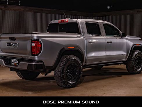 Used 2024 GMC Canyon AT4 w/ AT4 Premium Package AWD/4WD image 10