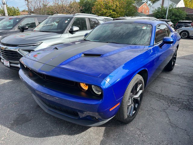 Used 2022 Dodge Challenger SXT w/ Blacktop Package RWD image 1
