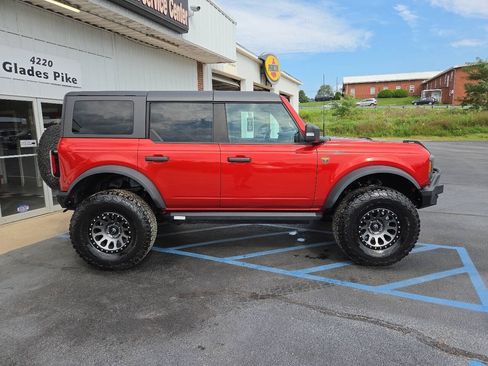 Used 2022 Ford Bronco Badlands AWD/4WD image 8