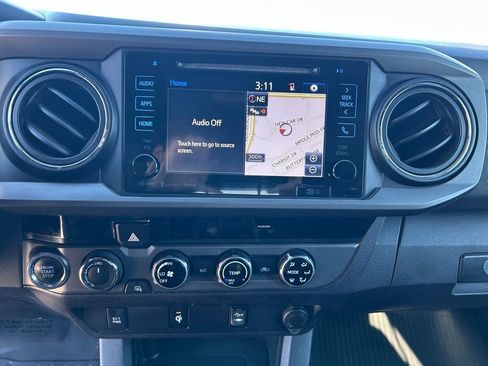 Used 2017 Toyota Tacoma TRD Off-Road w/ Tow Package (A/T) image 22