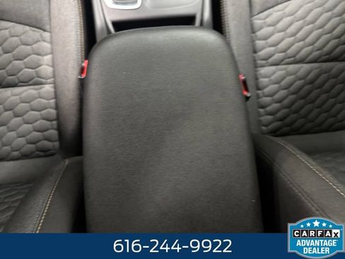 Used 2020 Chevrolet Equinox LT w/ Driver Convenience Package FWD image 14