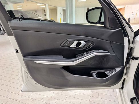 Certified 2024 BMW 330i Sedan w/ Convenience Package RWD image 10