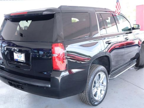 Used 2016 Chevrolet Tahoe LT w/ Luxury Package RWD image 5