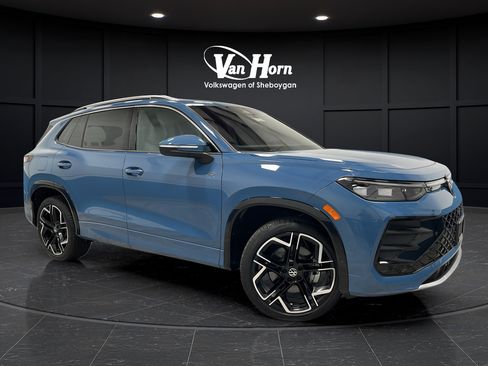 Used 2025 Volkswagen Tiguan SEL R-Line AWD/4WD image 1