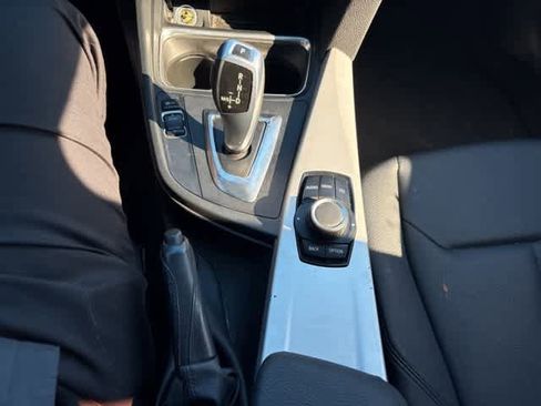 Used 2015 BMW 320i xDrive 320i xDrive image 13